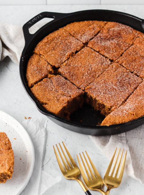 tahini snickerdoodle skillet